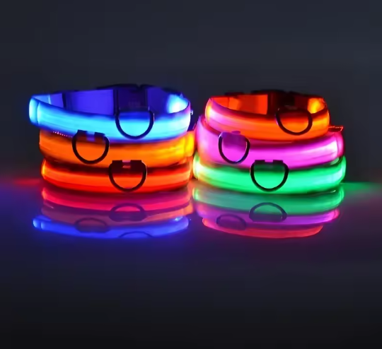 MirtyGlow™ – Collare Luminoso per Cani